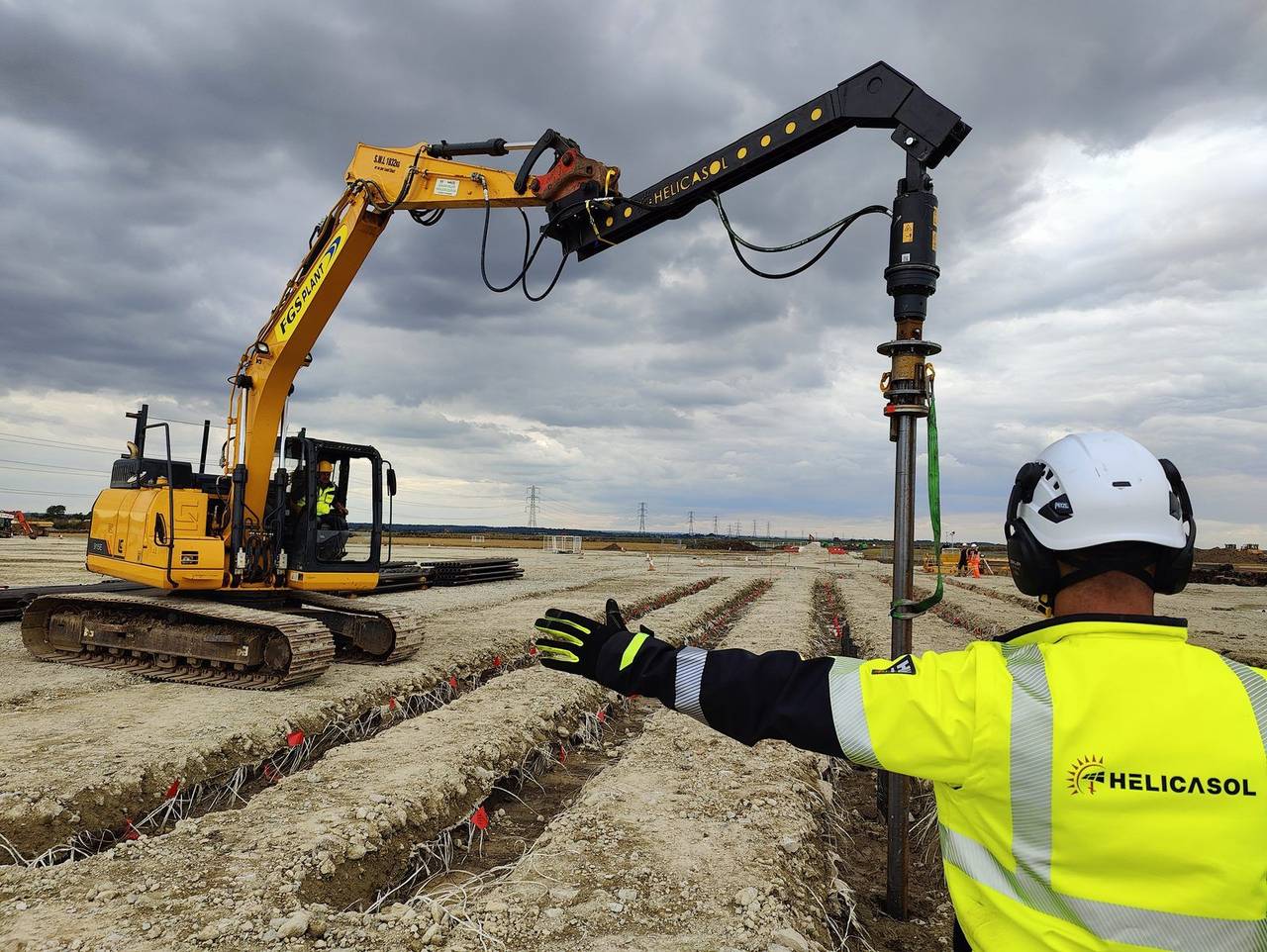 Helicasol crew on site at Cleve Hill electrical compound, Kent UK