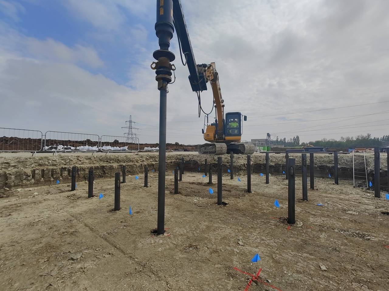 Helicasol pile installation crew, Cleve Hill